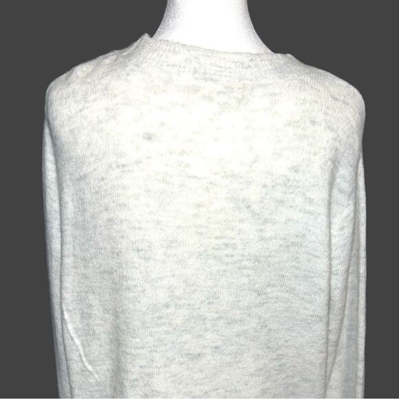 H&M cozy pale gray sweater with sparkly love on front .. really soft! - Picture 14 of 16